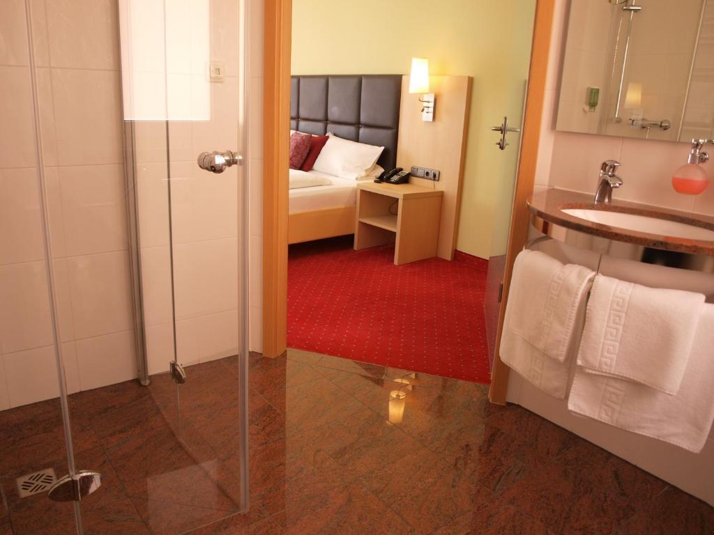 Hotel An Der Eiche Кульмбах Номер фото